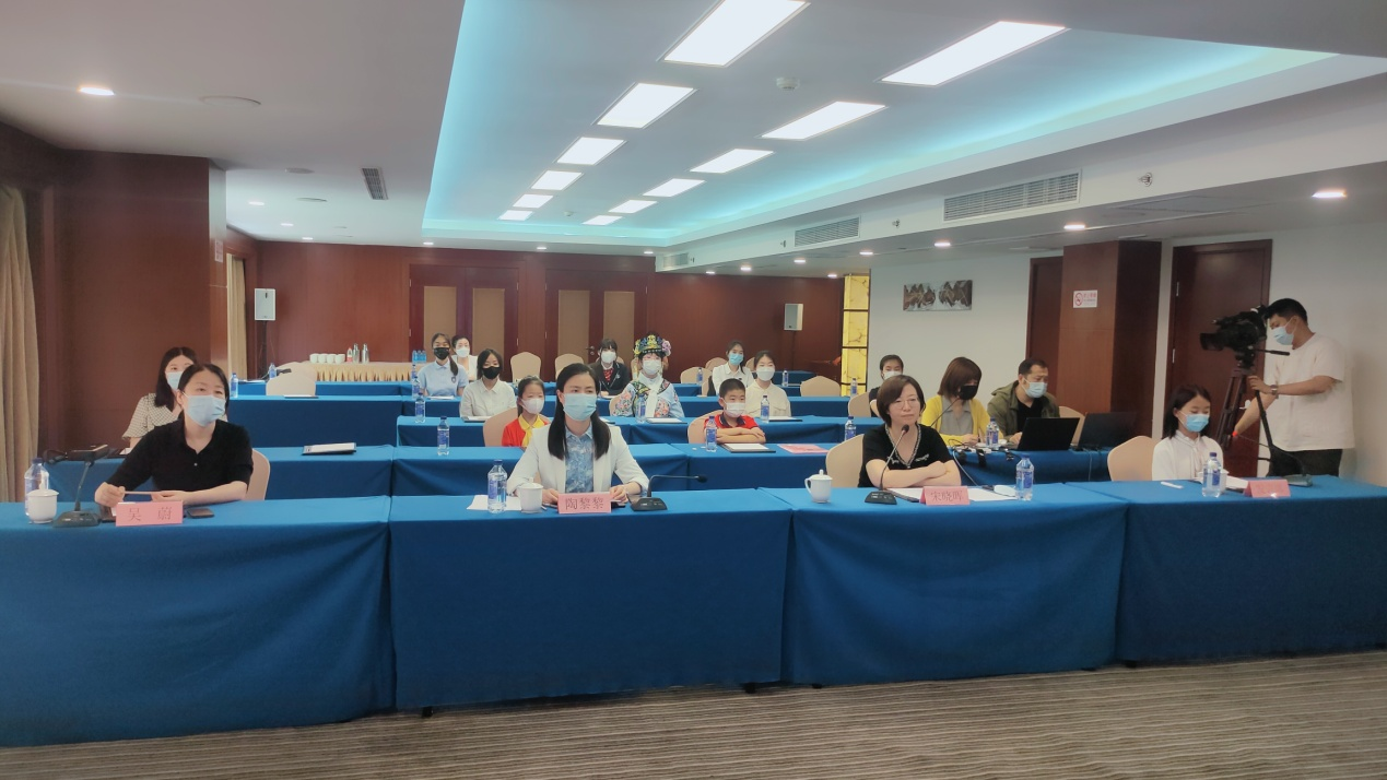 Teenagers from Chinese and Japanese Sister Cities Have an Online Exchange 