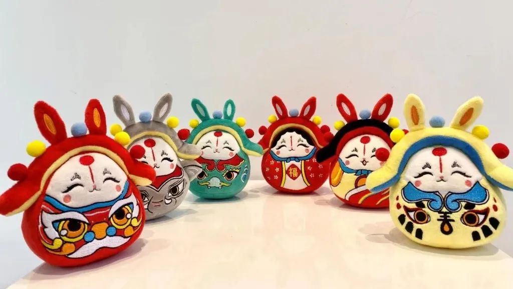 The Most Fashionable Chaoyang Gifts: Integration of China Chic and ...
